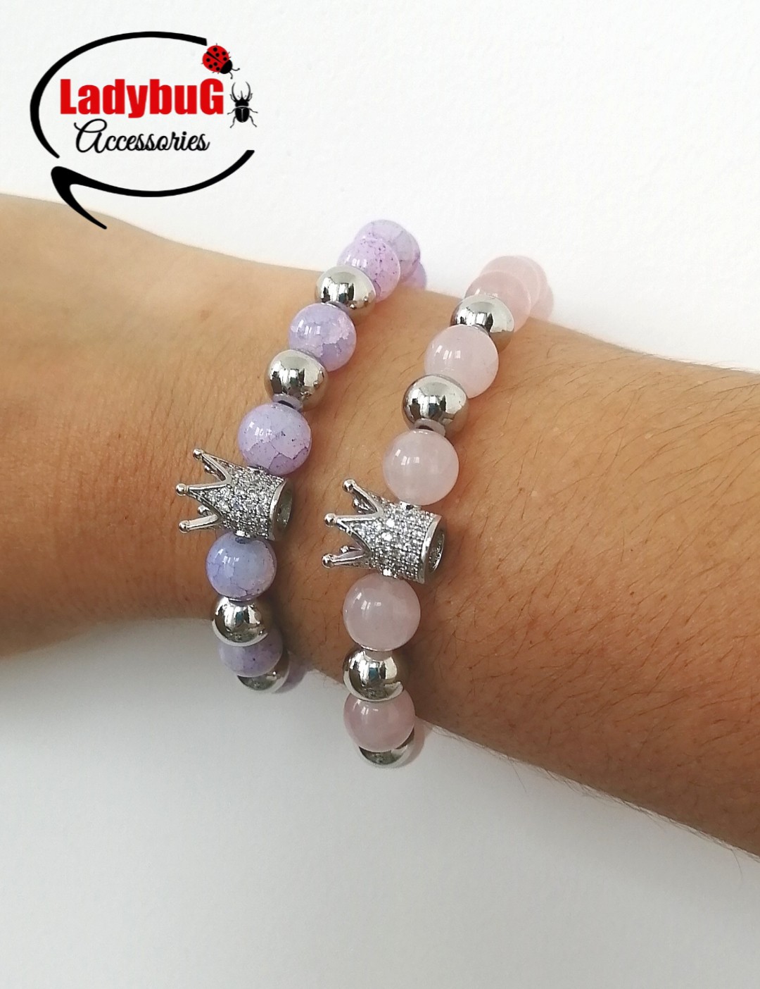 Pulseras con coronas