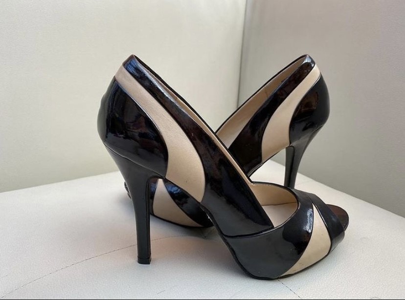 Tacos beige con negro americanos